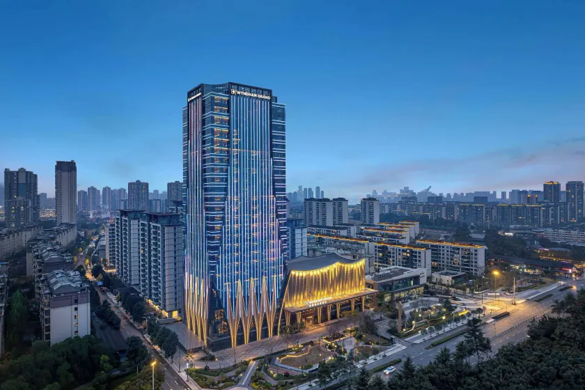 Wyndham Grand Chengdu East - Image 1