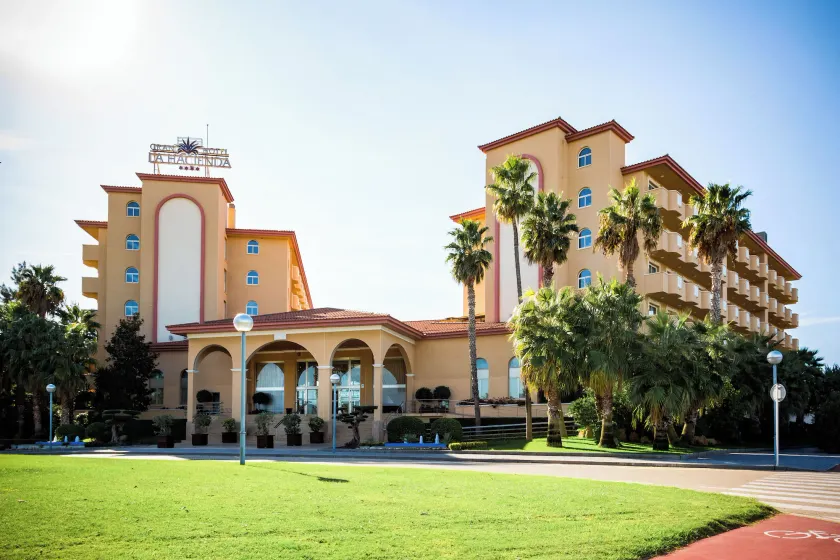 Ohtels La Hacienda - Image 1