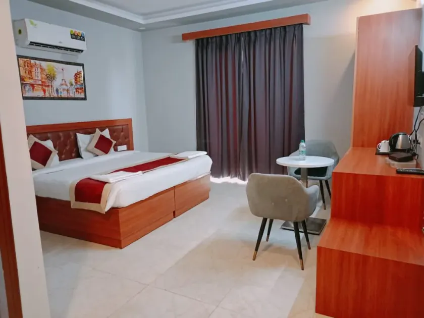 ExpoMart Inn - Image 1