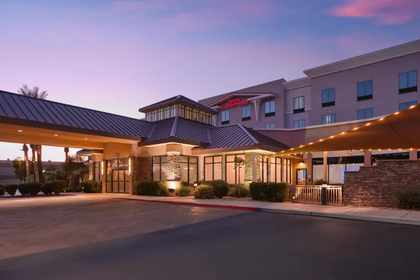 Hilton Garden Inn Phoenix North Happy Valley - Image 1