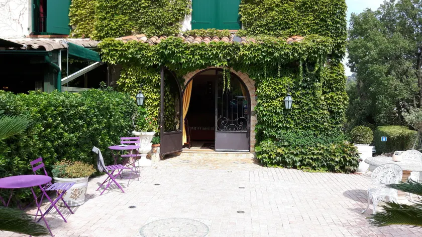 Auberge les Aromes - Image 1