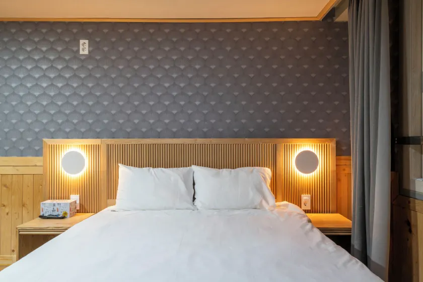 New Jeju Hotel - Image 1