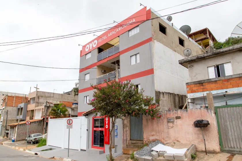 Hotel Araçariguama - Image 1