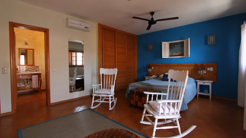 Kira's Boutique Hotel - Image 1