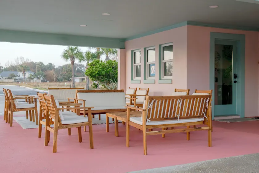 Haley's Court Boutique Motel - Image 1