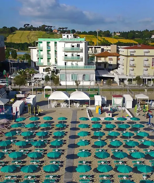 Hotel Majestic - Image 1