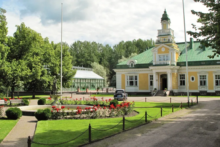 Hotel Hirvihaaran Kartano - Image 1