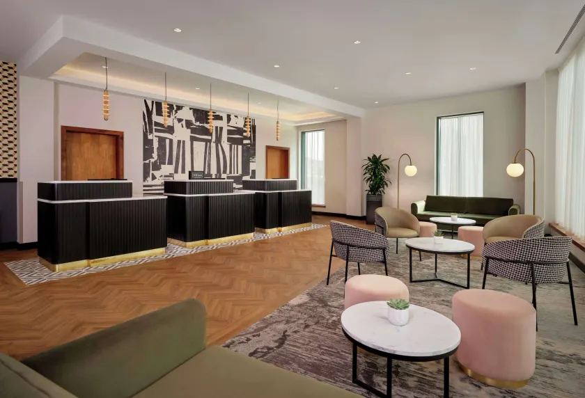 DoubleTree by Hilton Sheffield City - Image 1