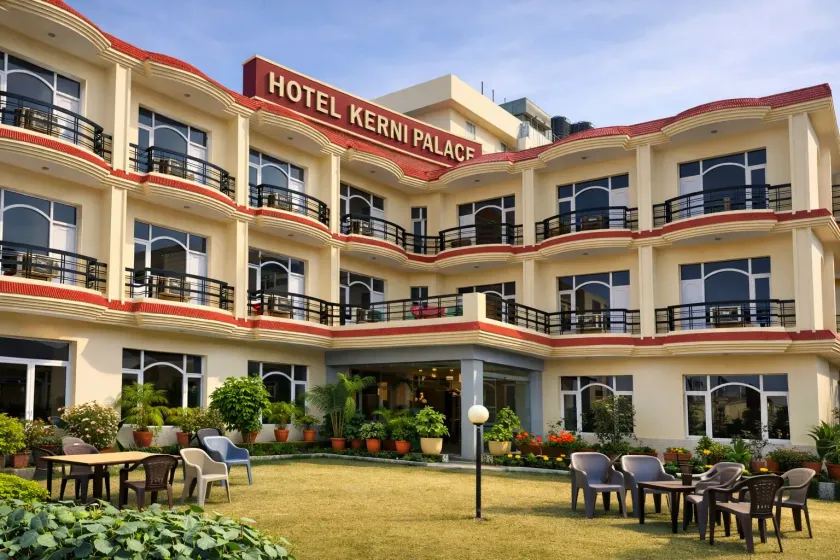 Hotel Kerni Palace - Image 1
