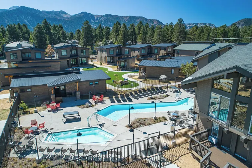 Outbound Mammoth  - Image 1