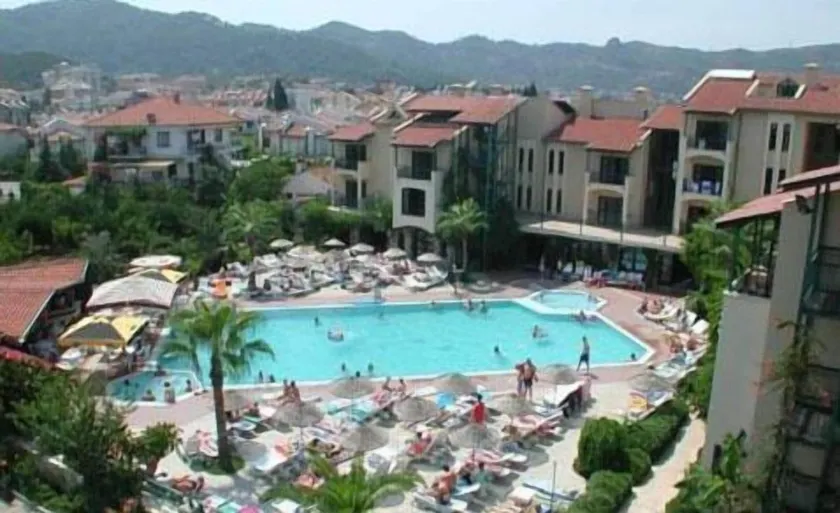 club turquoise hotel - Image 1