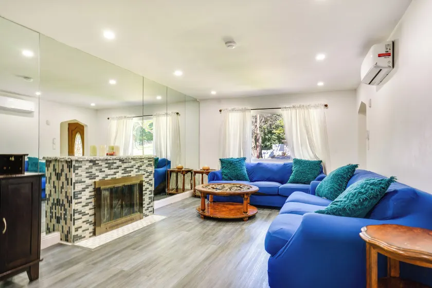 Shared Yard, 4 Mi to Nyc: Englewood Apartment! - Image 1