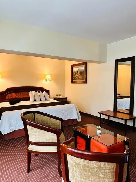Hotel Continental Lima - Image 1