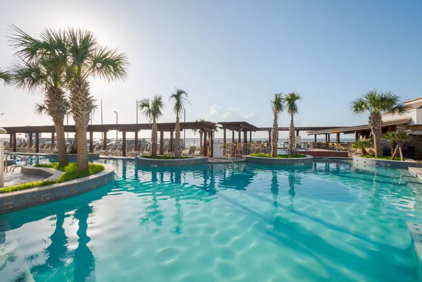Gaido's Seaside Inn - Image 1