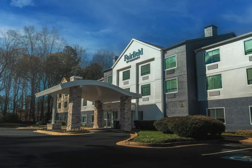 Fairfield Inn & Suites by Marriott Atlanta Kennesaw - Image 1