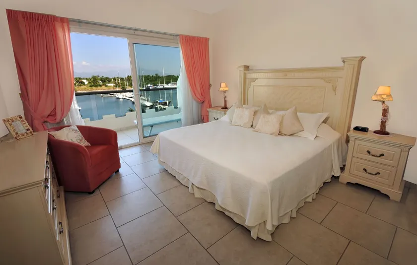 Marina Banderas Suites Hotel Boutique - Image 1