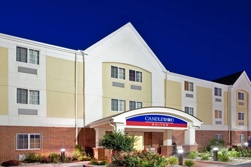 Candlewood Suites Merrillville by IHG - Image 1