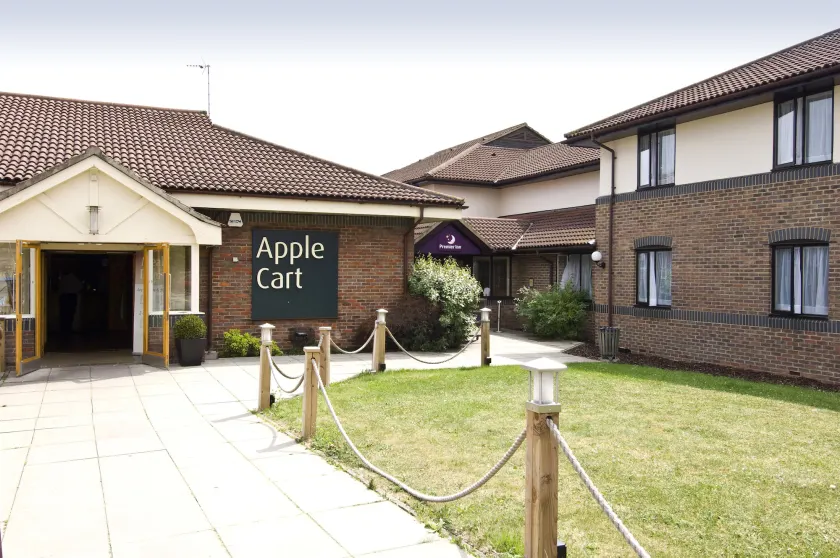 Premier Inn Oxford South - Didcot - Image 1