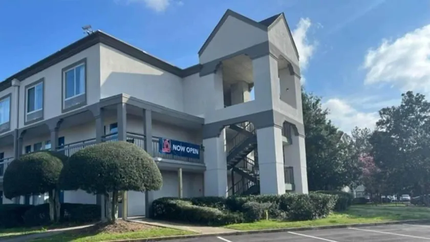 Studio 6 Suites Norcross, GA - Image 1