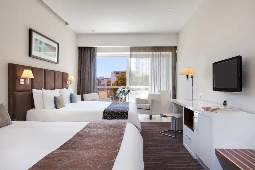 The George, Urban Boutique Hotel - Image 1