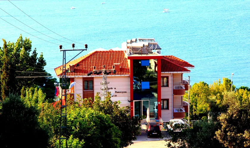 Turhan Pansiyon - Image 1