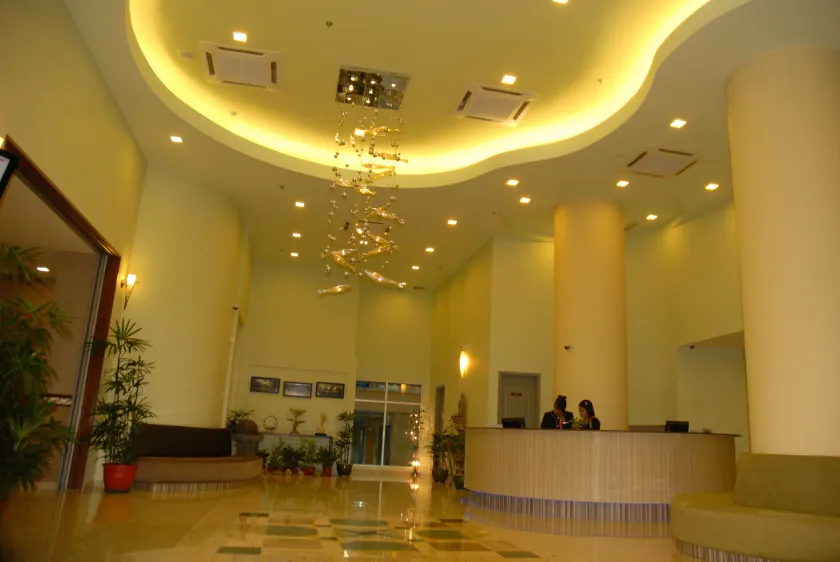 The Pavilion Hotel - Lobby