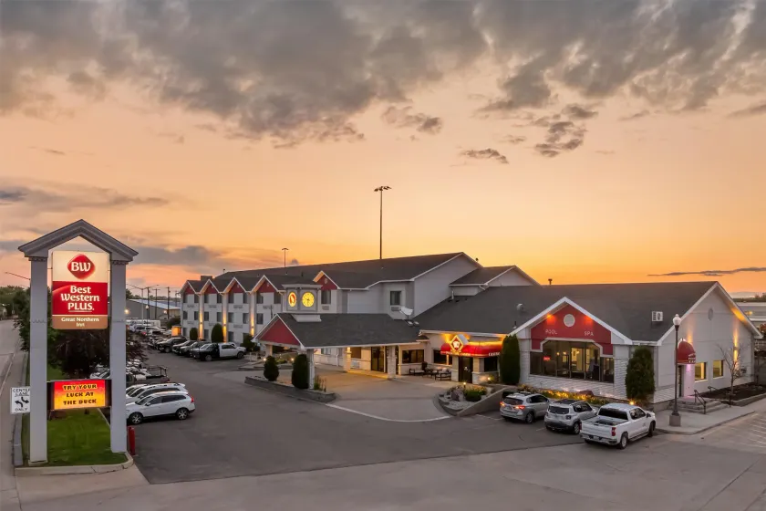 Best Western Plus Great Northern Inn - Image 1