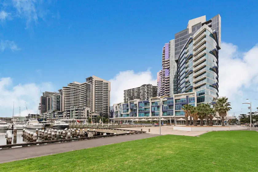 Docklands Private Collection - NEWQUAY - Image 1