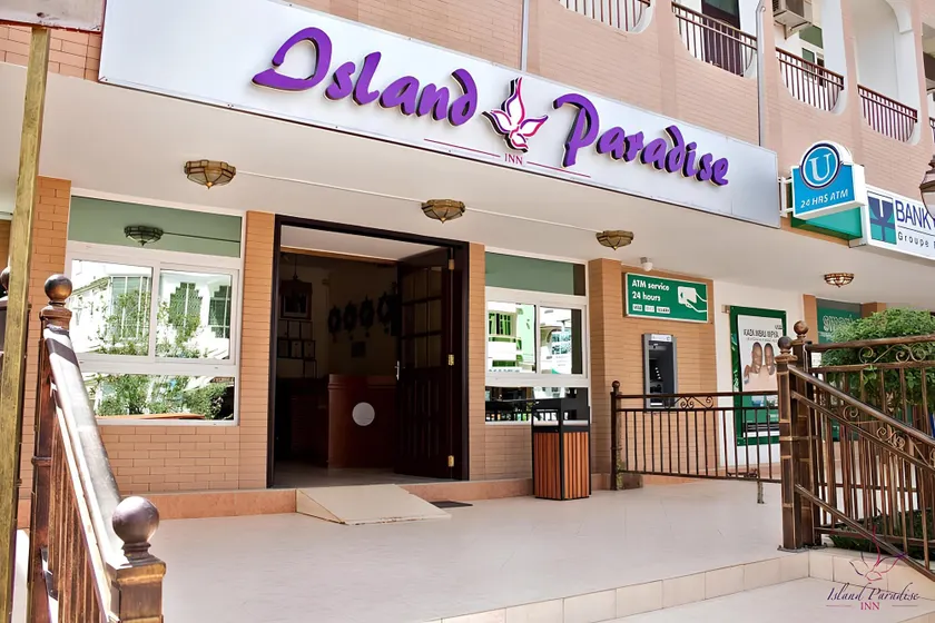 Island Paradise Inn - Image 1