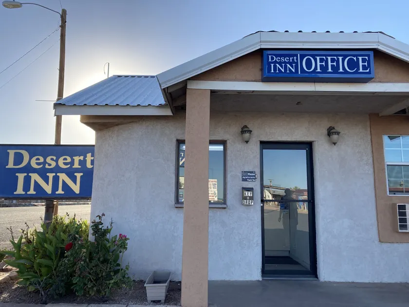 Desert Inn - Image 1