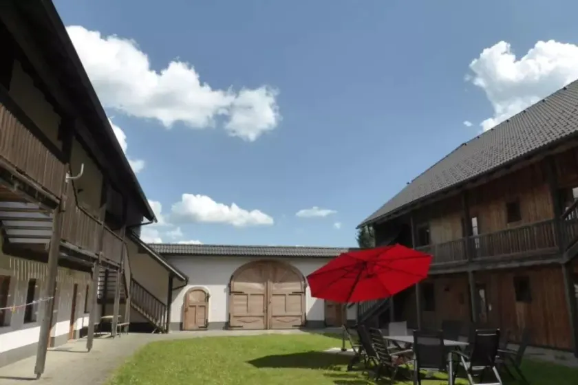 Espi-Stables Ferienhof Esterhammer - Image 1