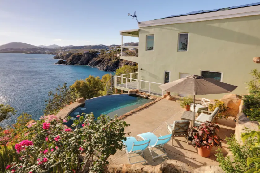 'Sea La Vie' - Waterfront St Thomas Escape w/ Pool - Image 1