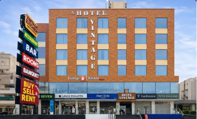 Hotel Vintage Zirakpur Chandigarh - Image 1