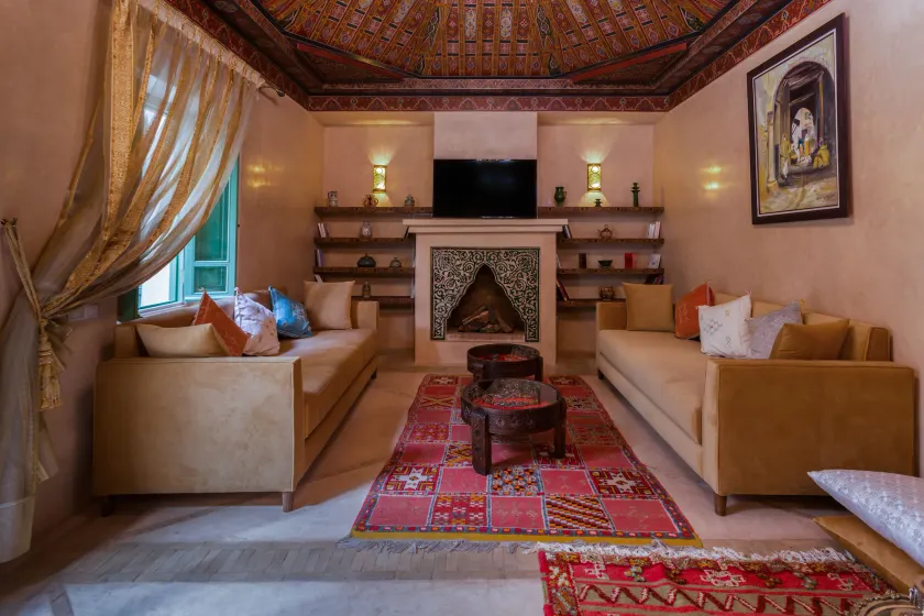 RIAD AZRUR - Image 1