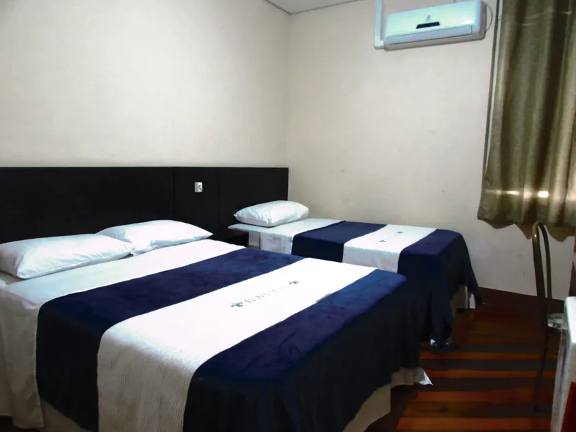 Hotel Minho - Melhor Opção do Centro - 600m do Metrô, Próximo da 25 de Março e Brás - Café da Manhã Incluso e Estacionamento em Frente - Image 1