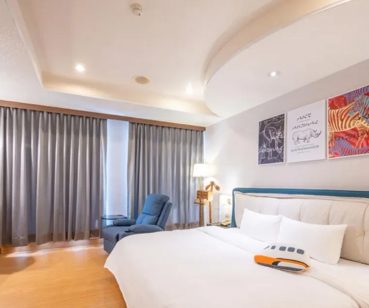 Wenpin Hotel Pier2 - Image 1