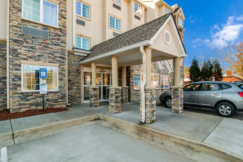 Motel 6-Canton, GA - Image 1