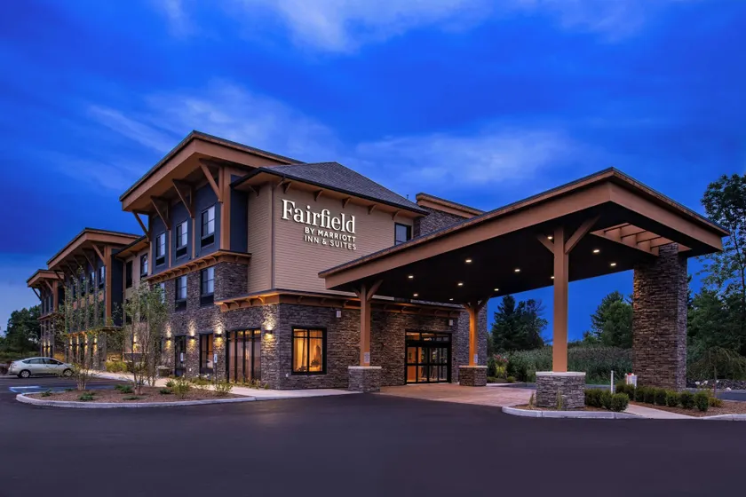 Fairfield Inn & Suites by Marriott Canton - Image 1