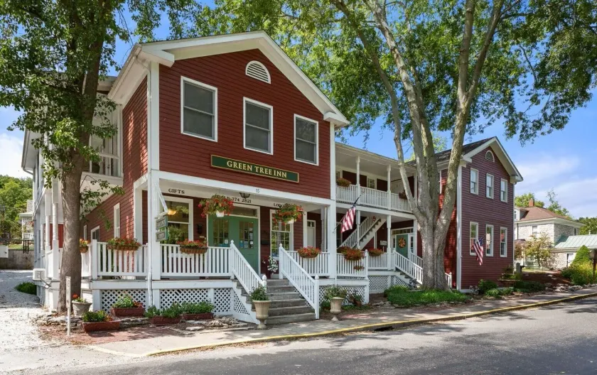 Green Tree Inn - Image 1