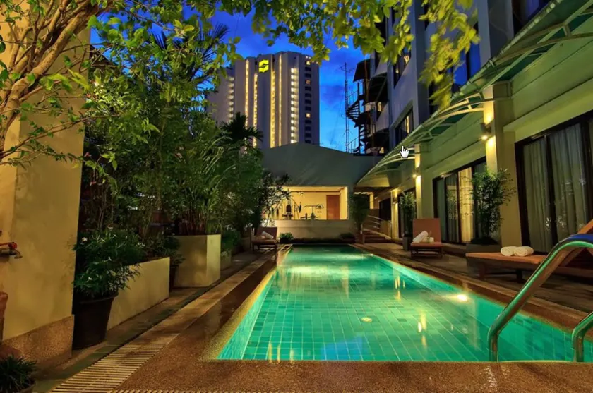 Bossotel Bangkok - Image 1