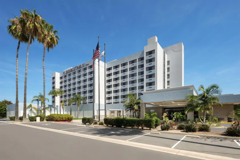 DoubleTree by Hilton Los Angeles - Norwalk - Image 1