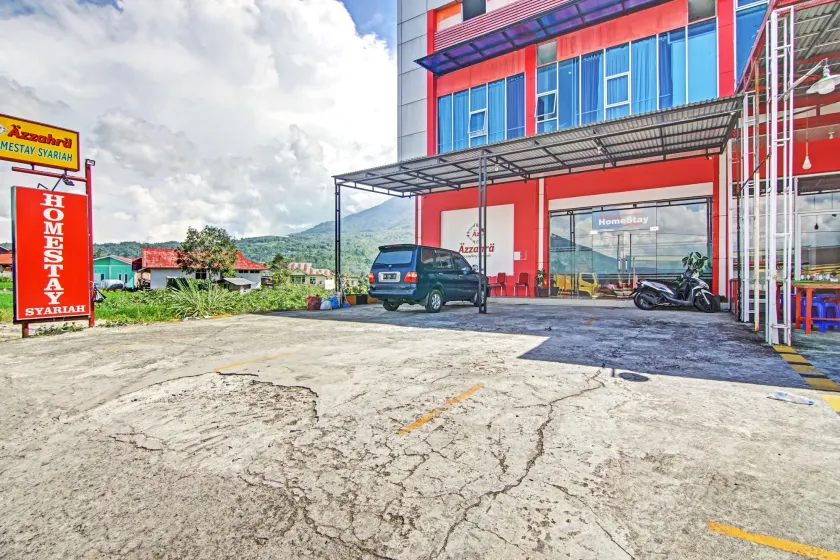 Hotel O Bukittinggi near Padang Luar formerly New Aedo - Image 1