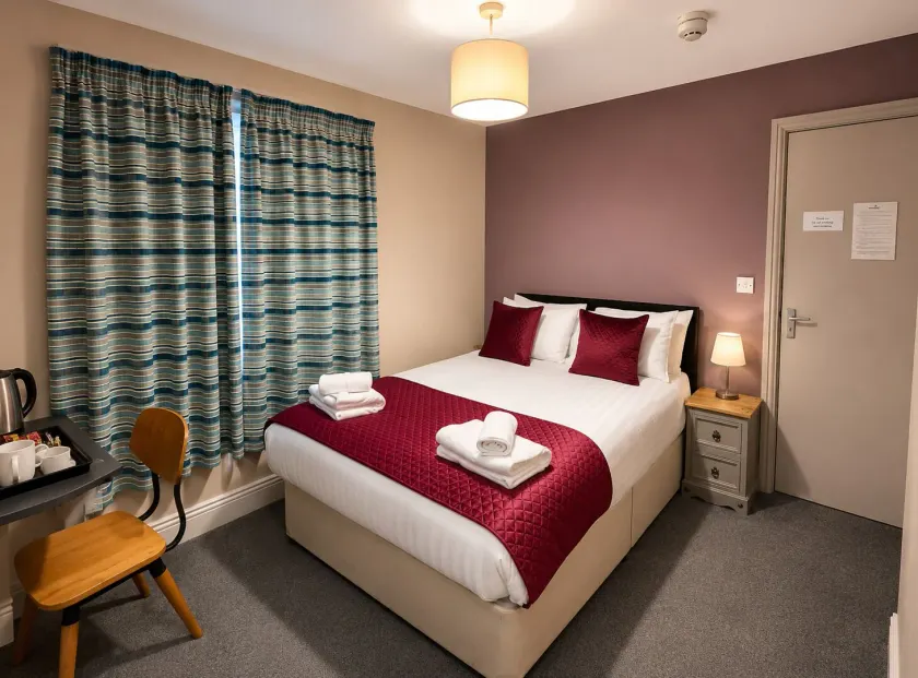 Hampton Hotel - Image 1