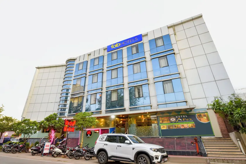 FabHotel Apex Intercontinental - Nr Pink Square Mall - Image 1