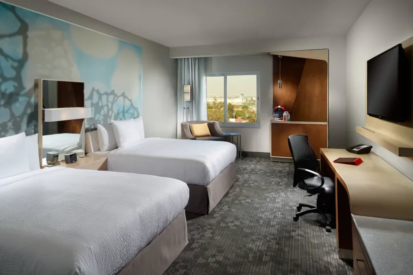 Courtyard by Marriott Queretaro - Image 1