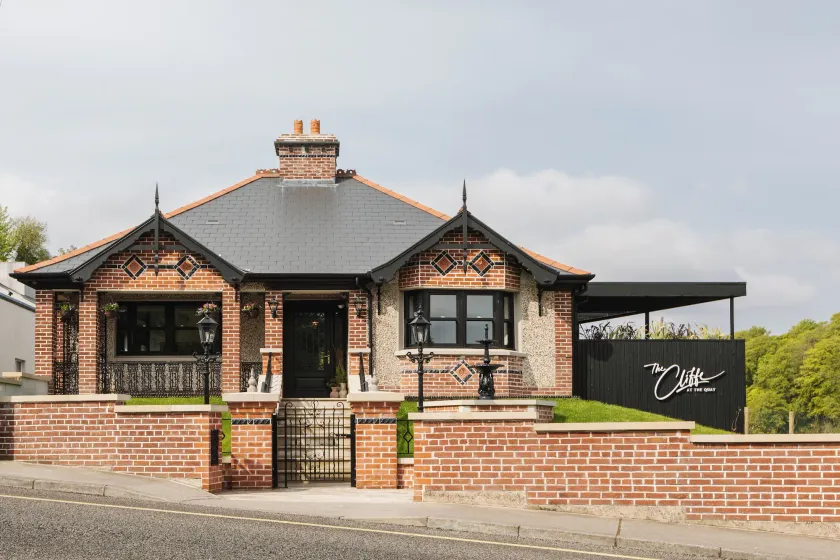 The Cliffe at the Quay - Image 1