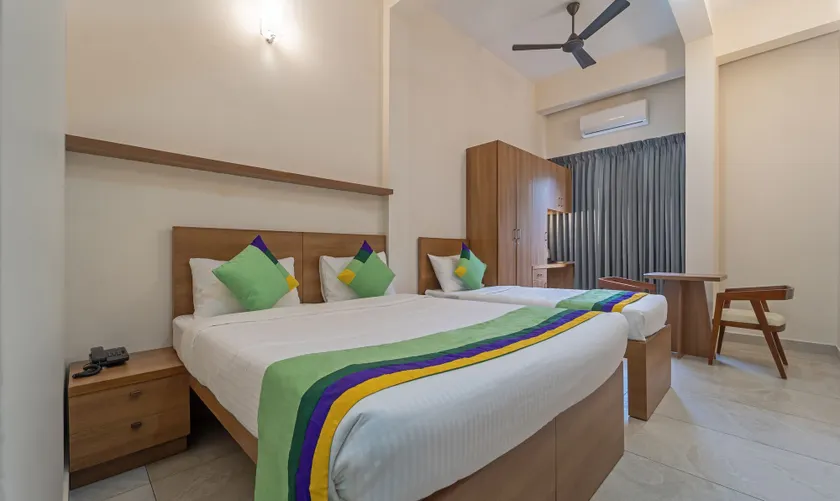 Itsy Hotels Avani Stays, Vyttila, Kochi - Image 1