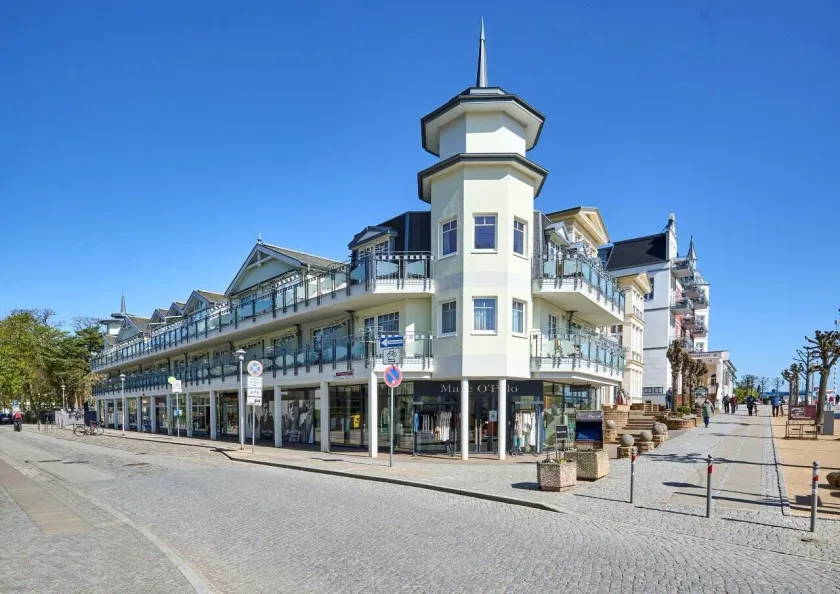 Strandhotel Luise von Preussen - Image 1