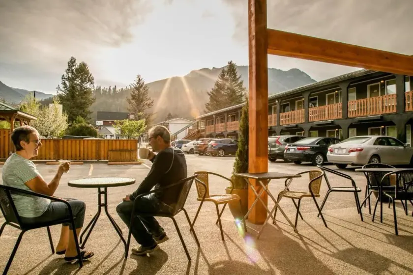 Crystal Springs Lodge - Image 1