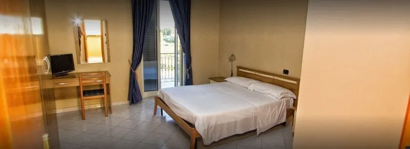 Hotel Silverado - Image 1